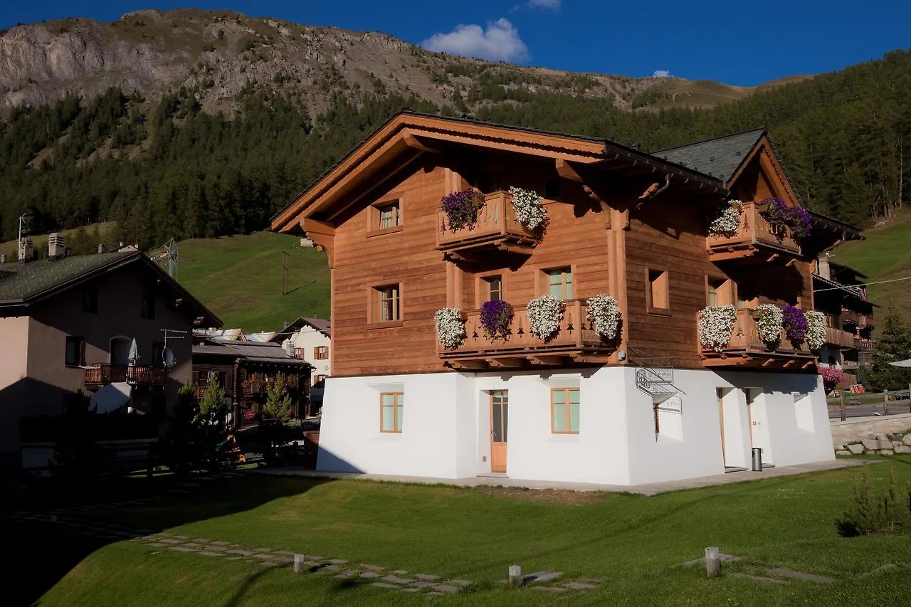 Aparthotel Les Fleurs Bleues Livigno